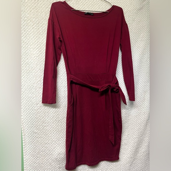 PrettyGarden Dresses & Skirts - Pretty Garden Womens Dress Fitted Style Chic Burgundy Mini Dress Pockets Medium